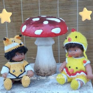 Detalle del conjunto pollito amarillo para Nancy de MI JAULITA